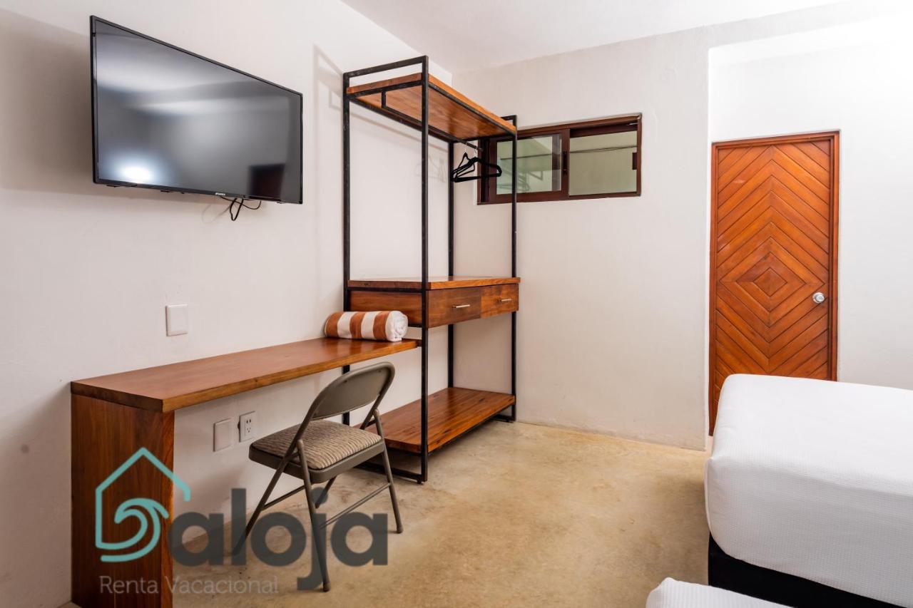 Vica Guest House Con Piscina En La Entrada De La Zona Hotelera 칸쿤 외부 사진