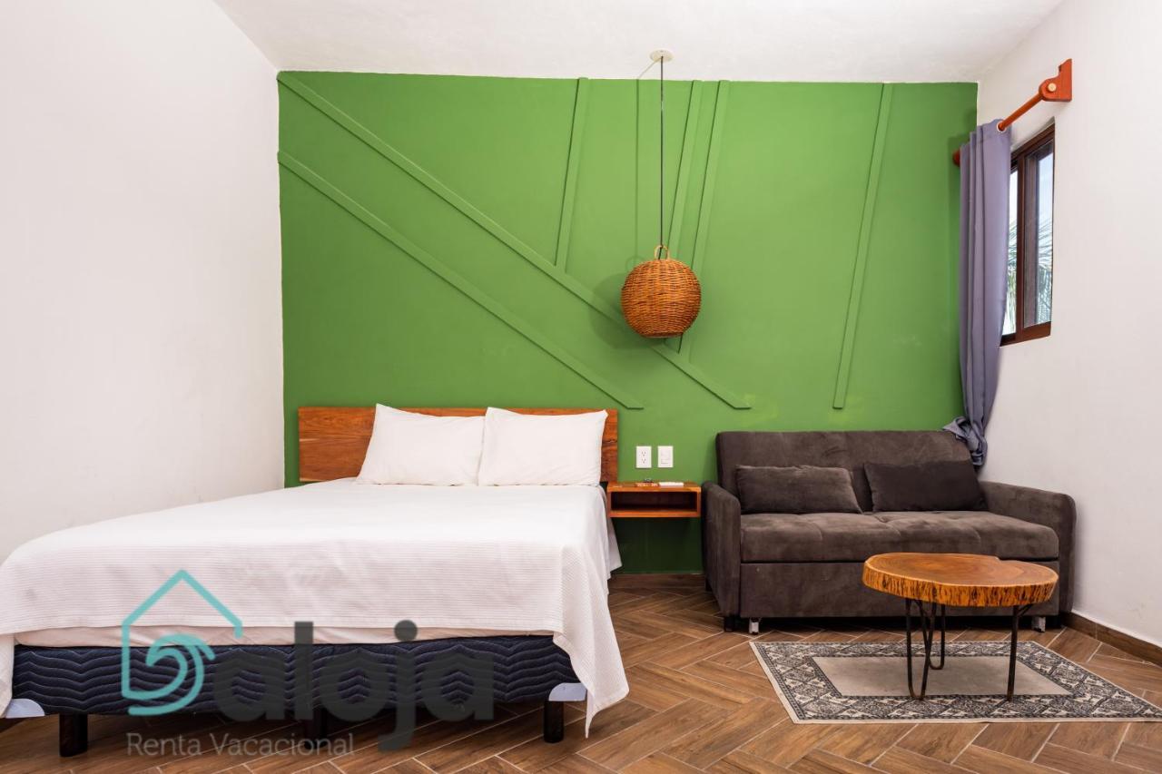 Vica Guest House Con Piscina En La Entrada De La Zona Hotelera 칸쿤 외부 사진