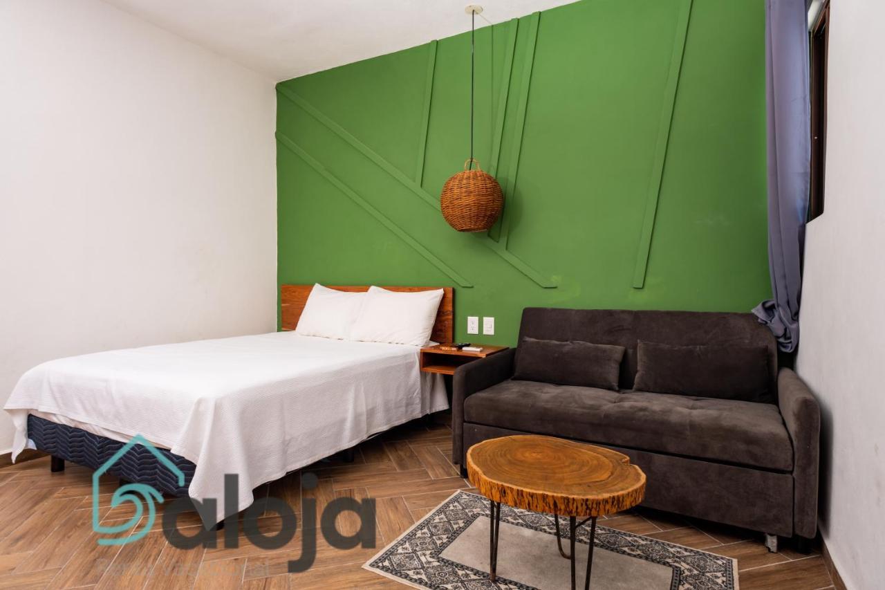Vica Guest House Con Piscina En La Entrada De La Zona Hotelera 칸쿤 외부 사진