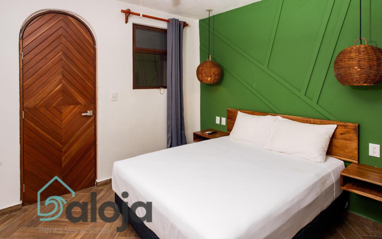 Vica Guest House Con Piscina En La Entrada De La Zona Hotelera 칸쿤 외부 사진