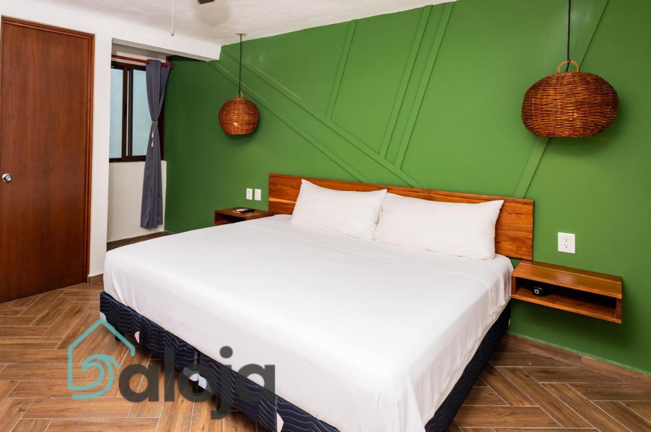 Vica Guest House Con Piscina En La Entrada De La Zona Hotelera 칸쿤 외부 사진