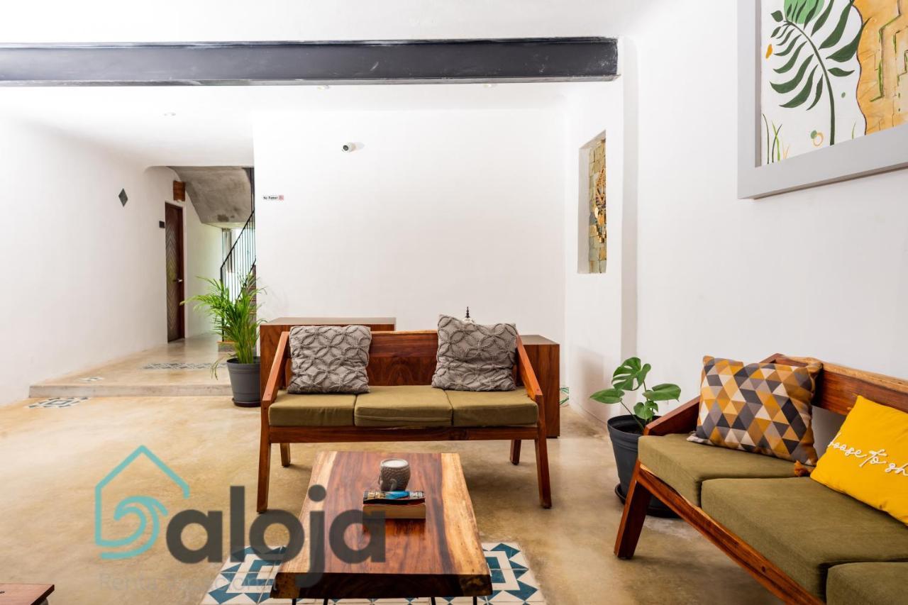 Vica Guest House Con Piscina En La Entrada De La Zona Hotelera 칸쿤 외부 사진