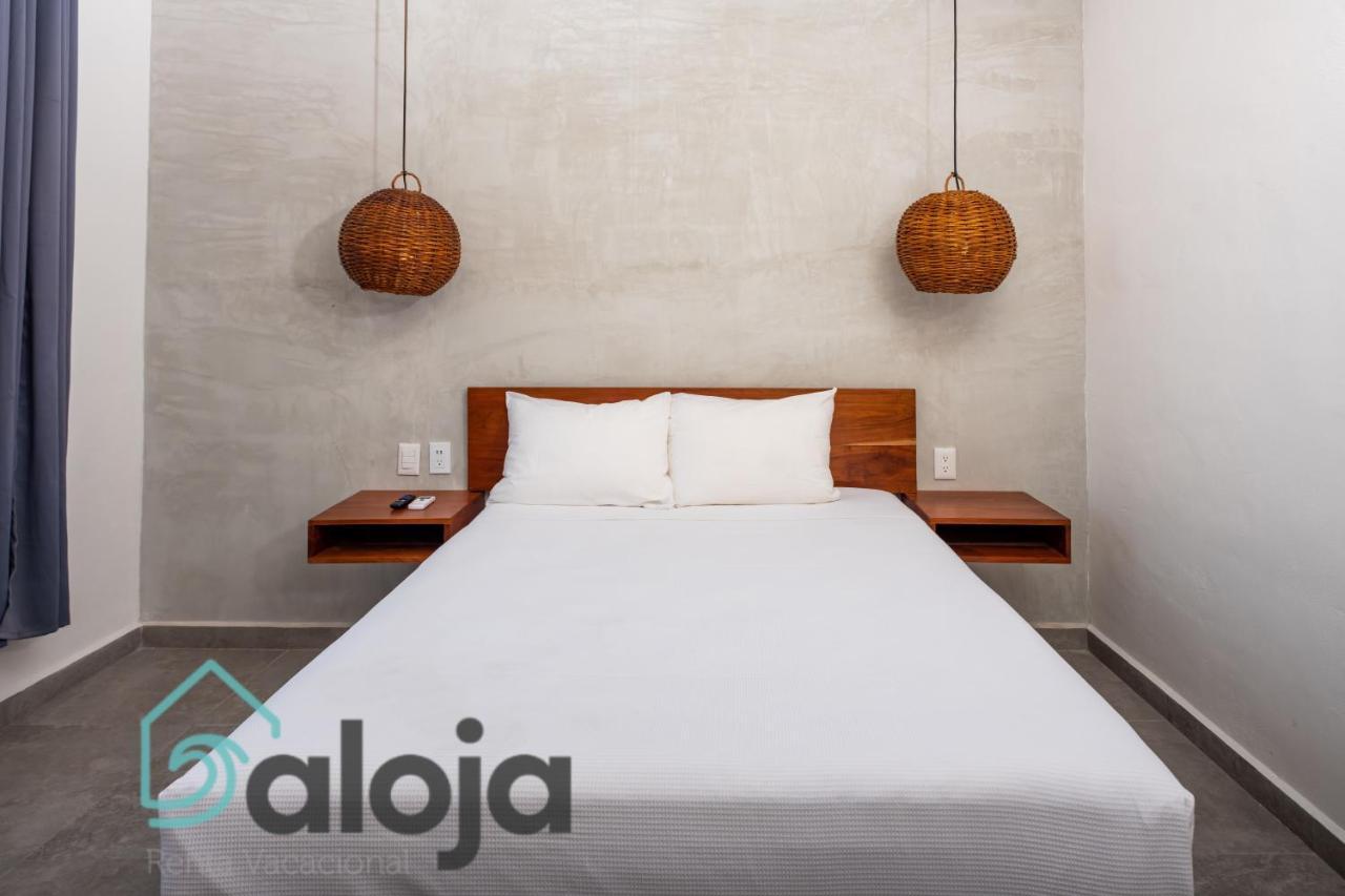 Vica Guest House Con Piscina En La Entrada De La Zona Hotelera 칸쿤 외부 사진
