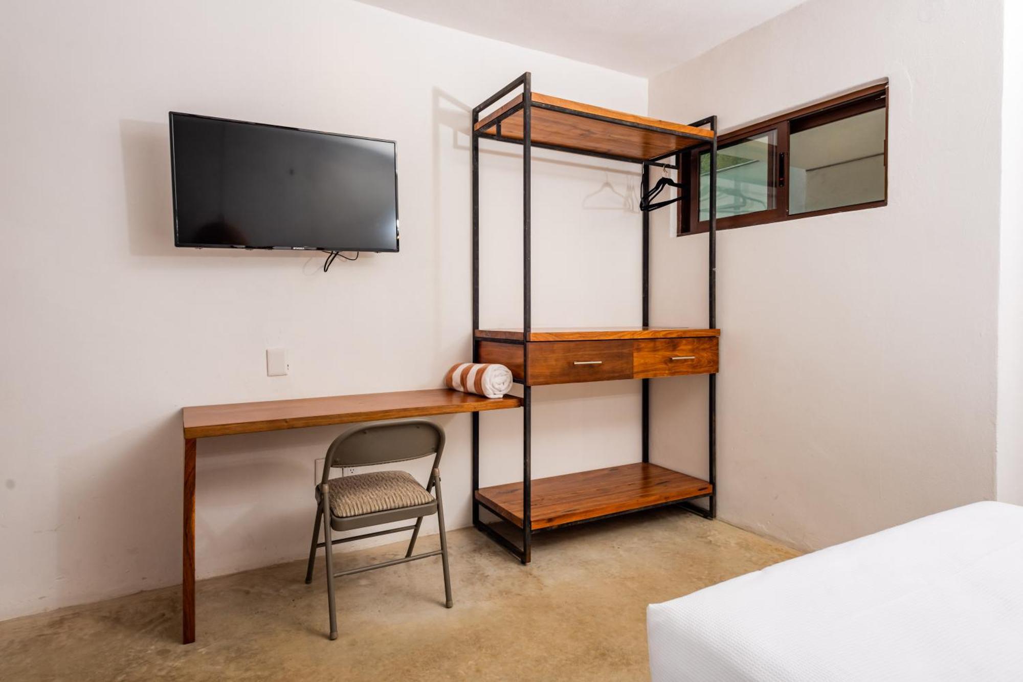 Vica Guest House Con Piscina En La Entrada De La Zona Hotelera 칸쿤 외부 사진