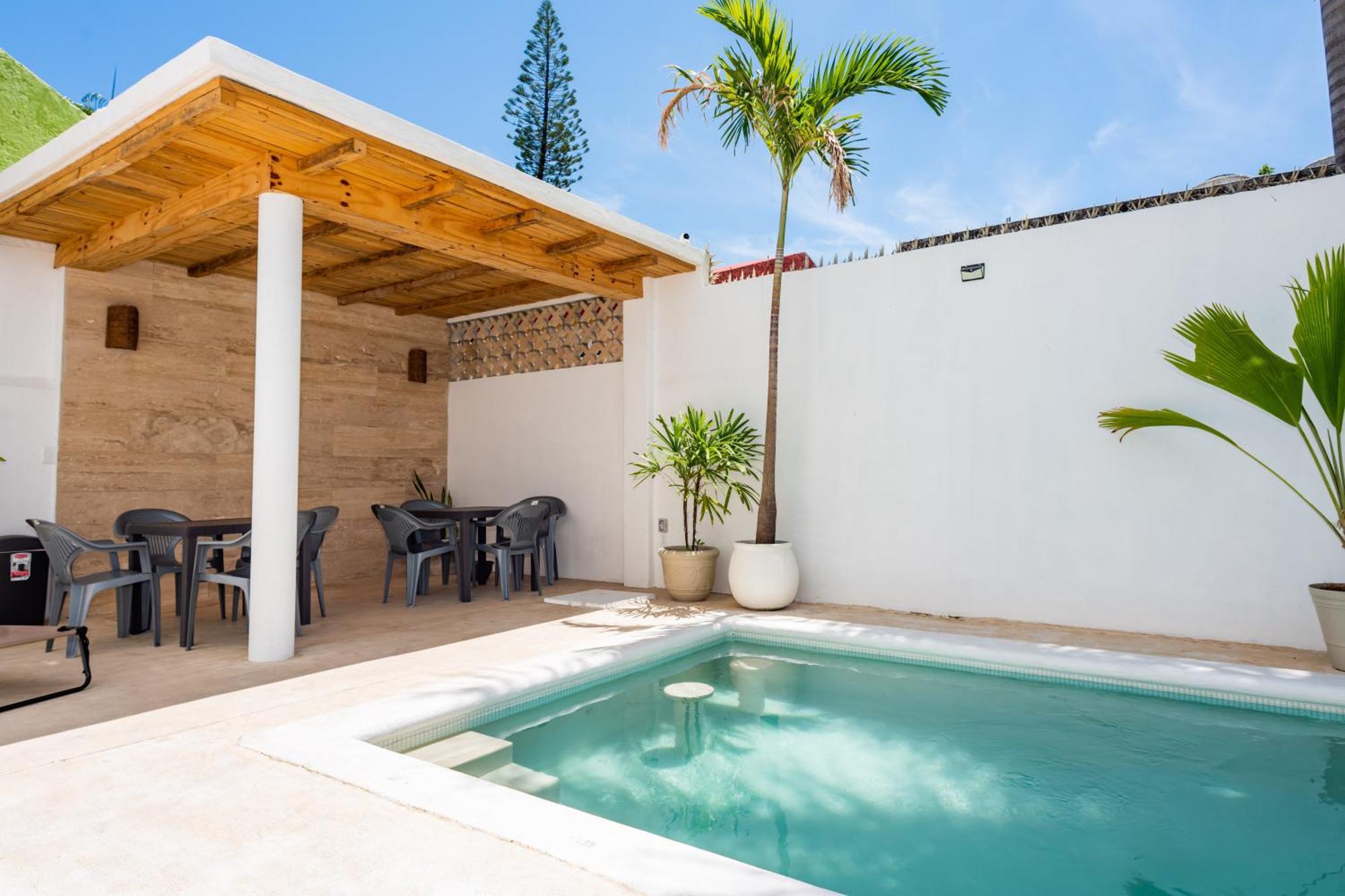Vica Guest House Con Piscina En La Entrada De La Zona Hotelera 칸쿤 외부 사진